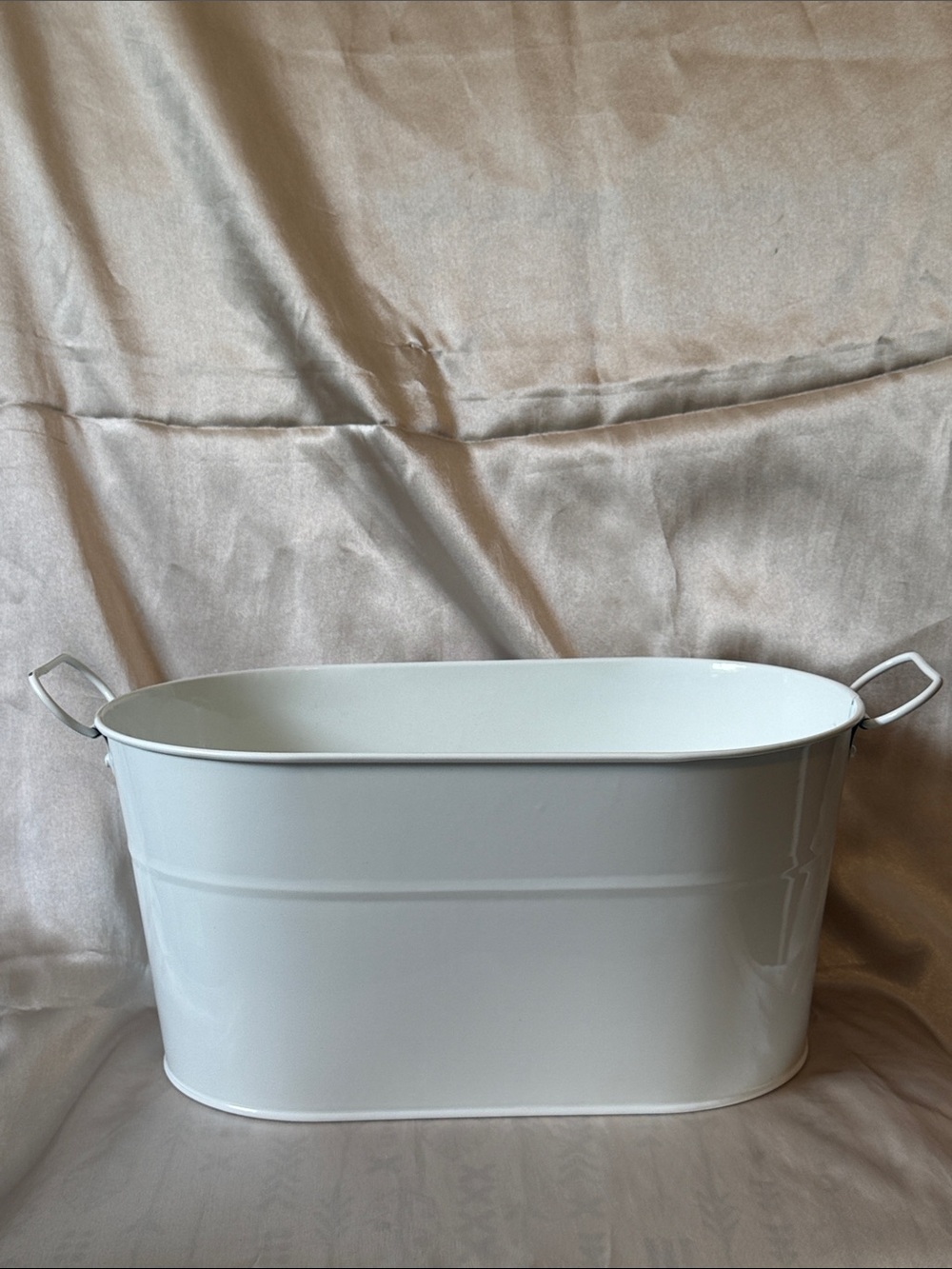 The Spring Shop White Metal Storage Tub with Handles